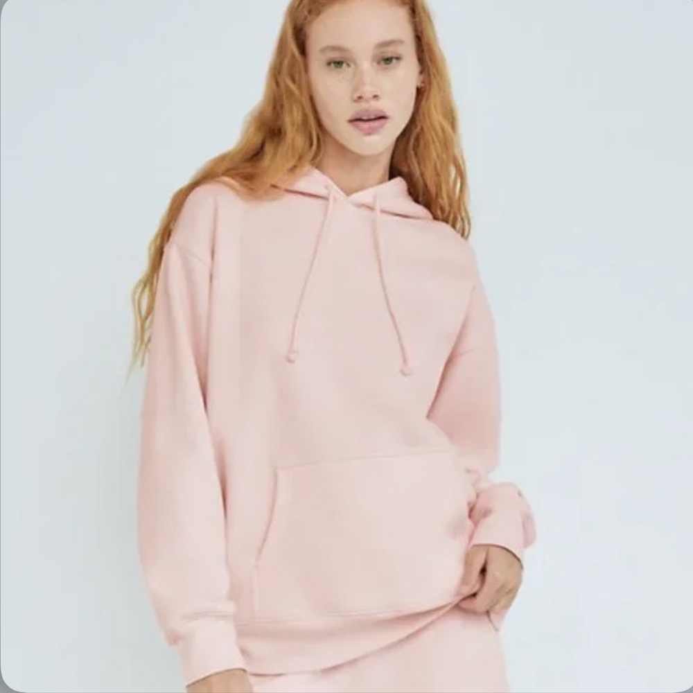 Aritzia | TNA | Airy Fleece | BF | Hoodie | Pink